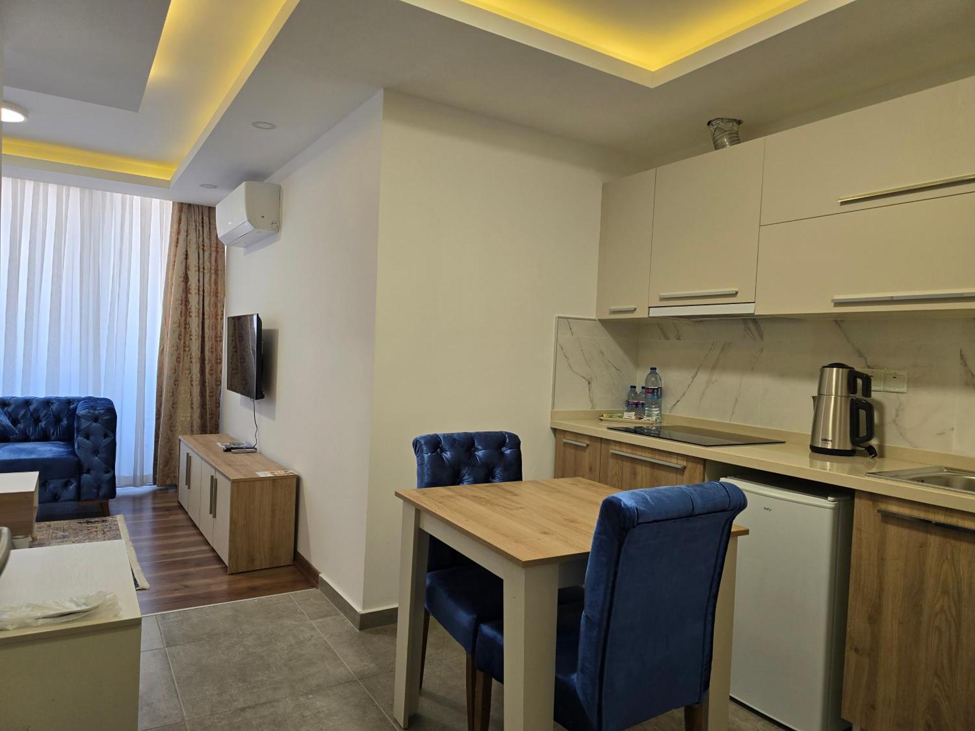 Nurel Shark Residence Girne Buitenkant foto