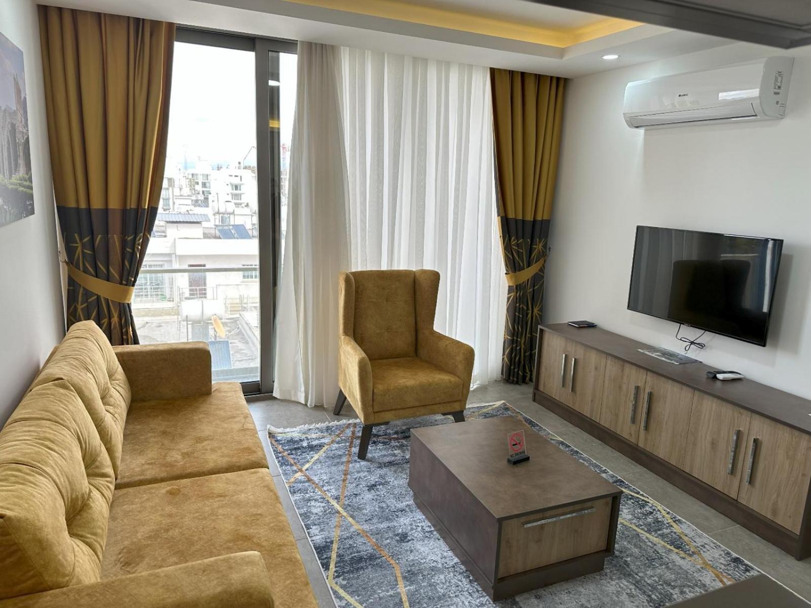 Nurel Shark Residence Girne Buitenkant foto