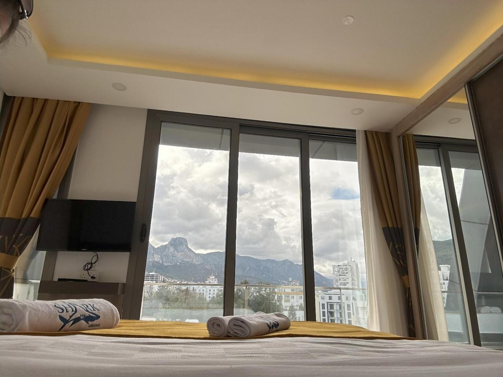 Nurel Shark Residence Girne Buitenkant foto