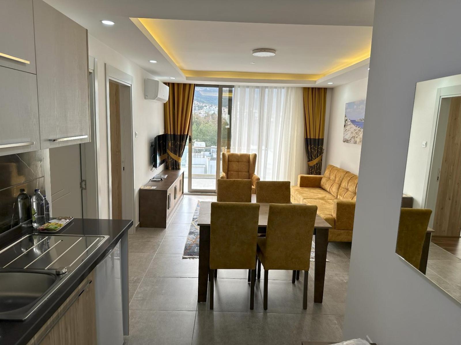 Nurel Shark Residence Girne Buitenkant foto