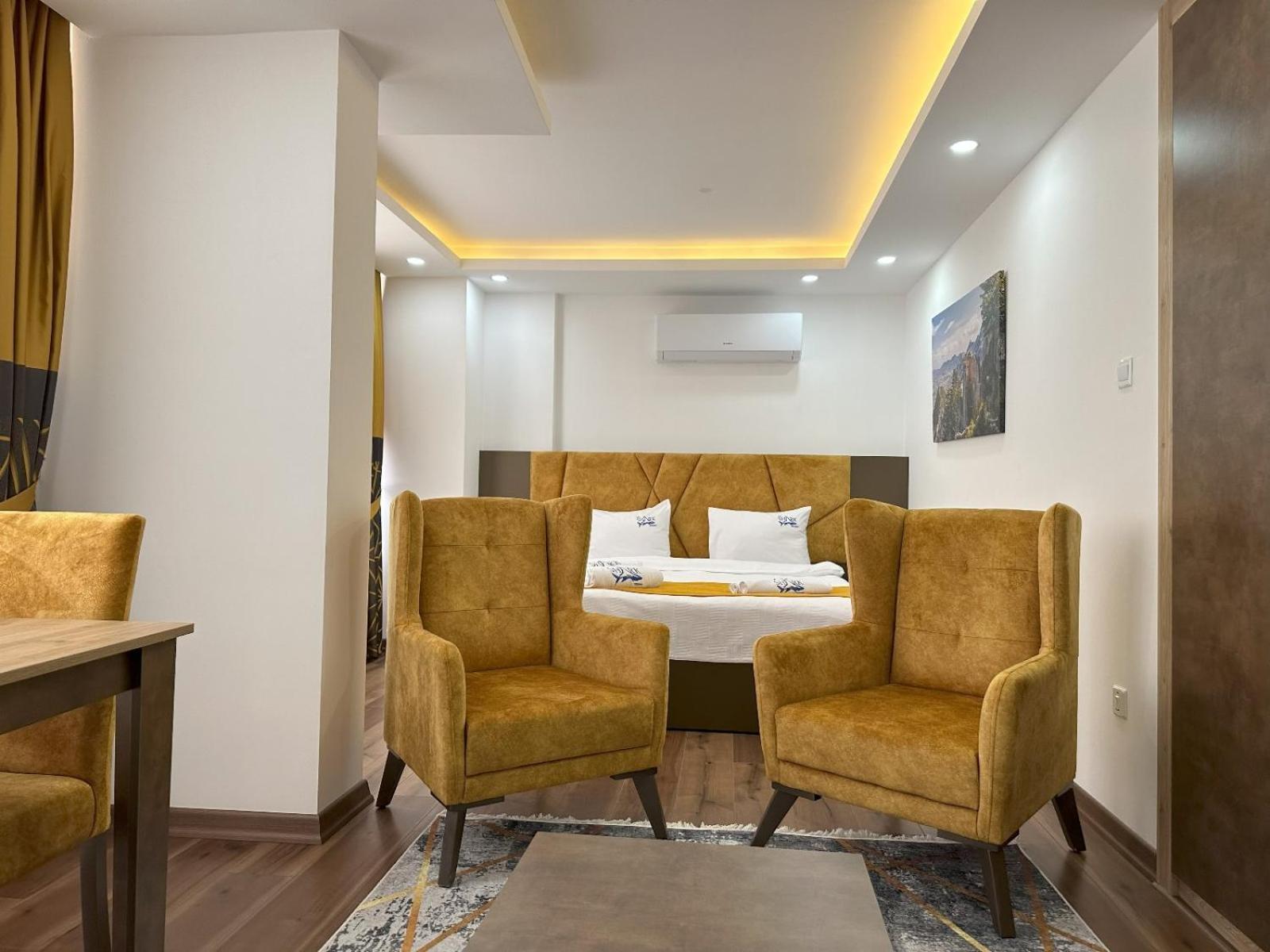 Nurel Shark Residence Girne Buitenkant foto