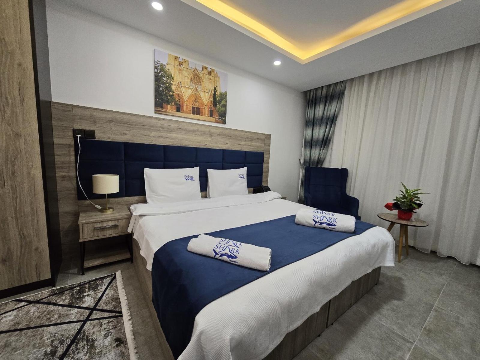 Nurel Shark Residence Girne Buitenkant foto