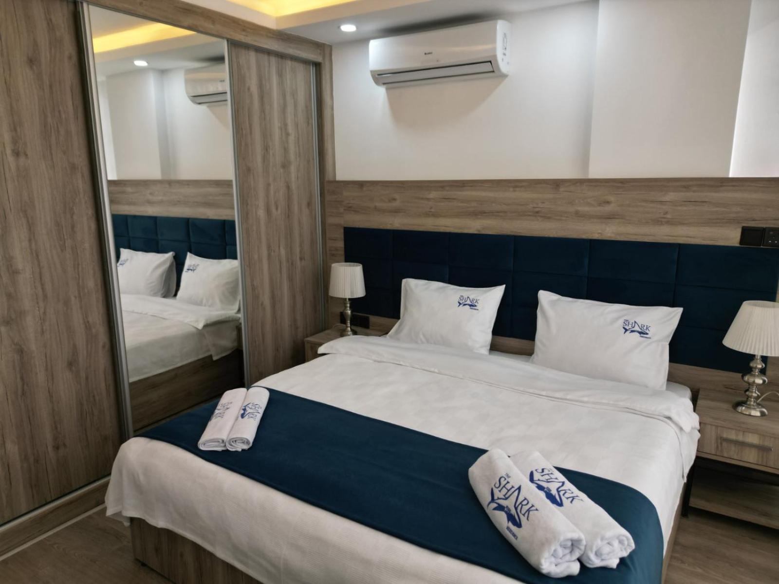 Nurel Shark Residence Girne Buitenkant foto