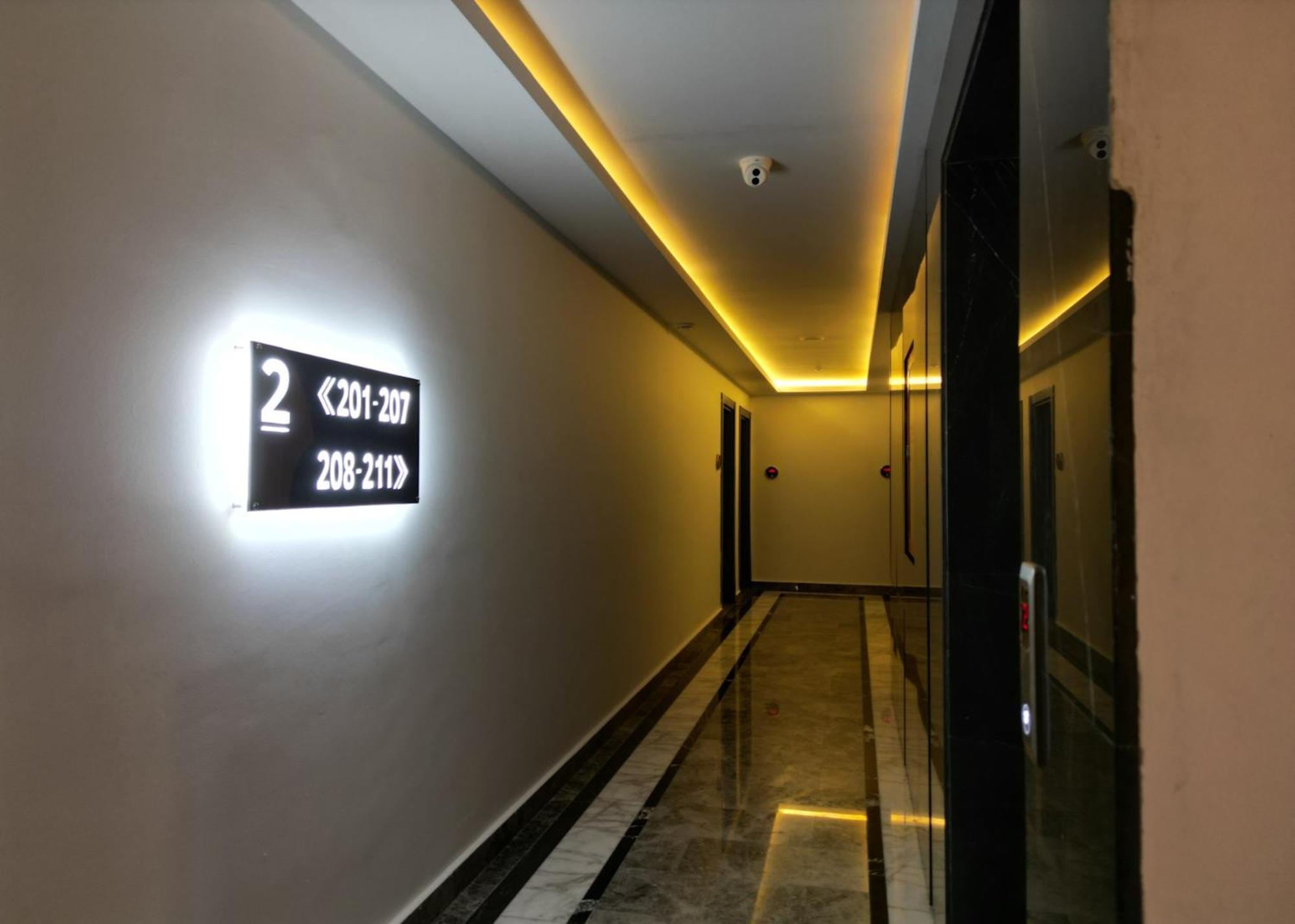 Nurel Shark Residence Girne Buitenkant foto